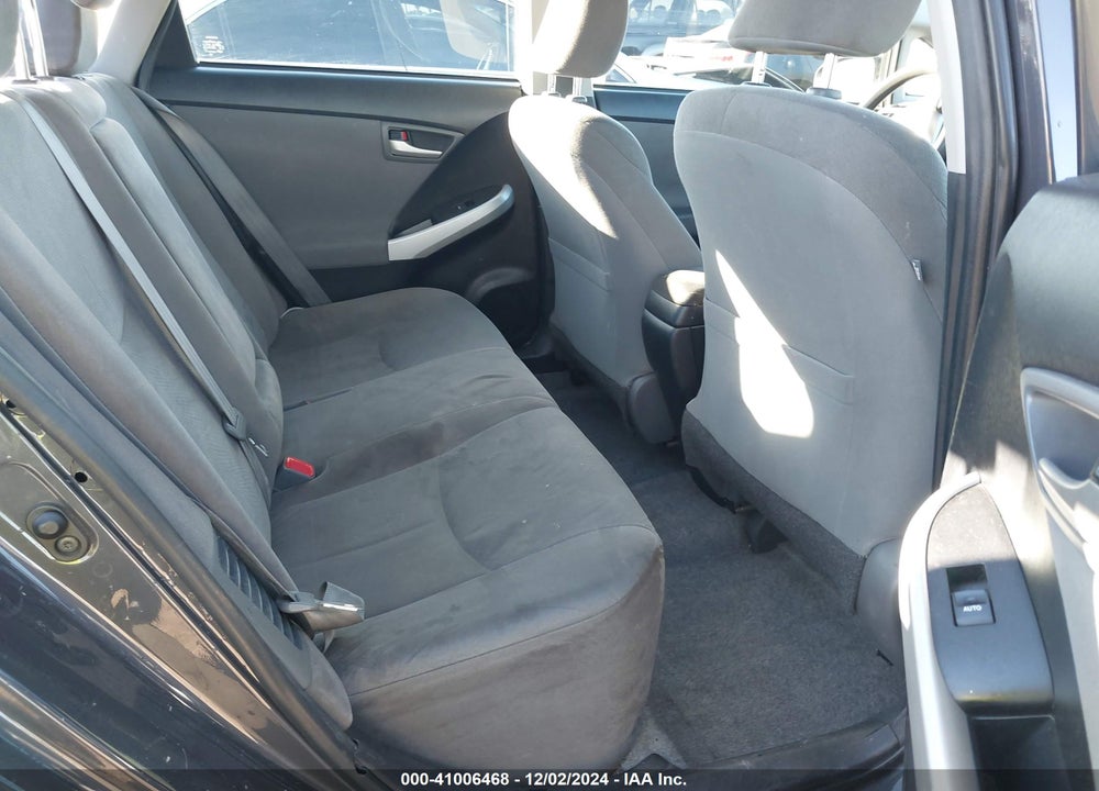 2015 TOYOTA PRIUS TWO VIN: JTDKN3DU0F0478081