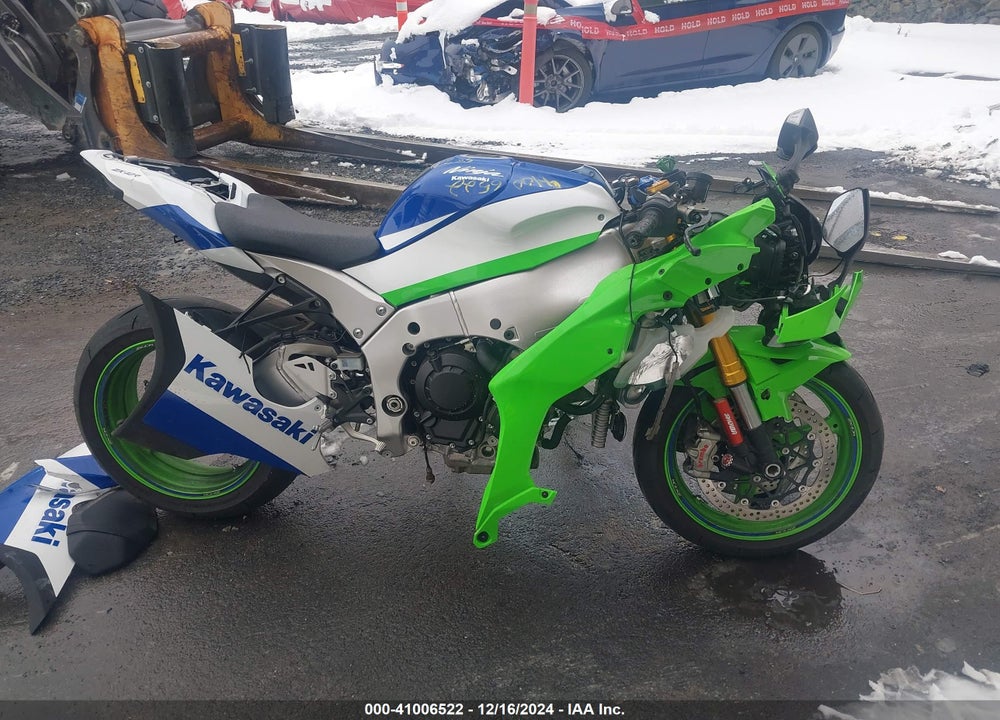 2024 KAWASAKI ZX1002 L VIN: JKBZXVL12RA012748