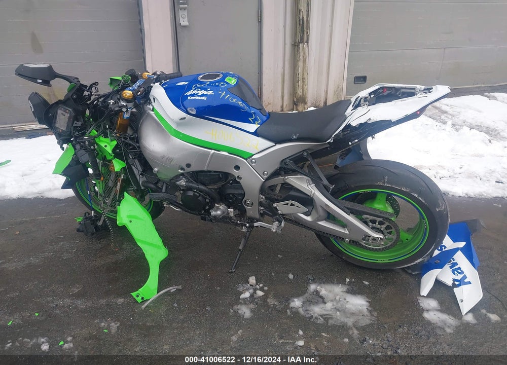 2024 KAWASAKI ZX1002 L VIN: JKBZXVL12RA012748