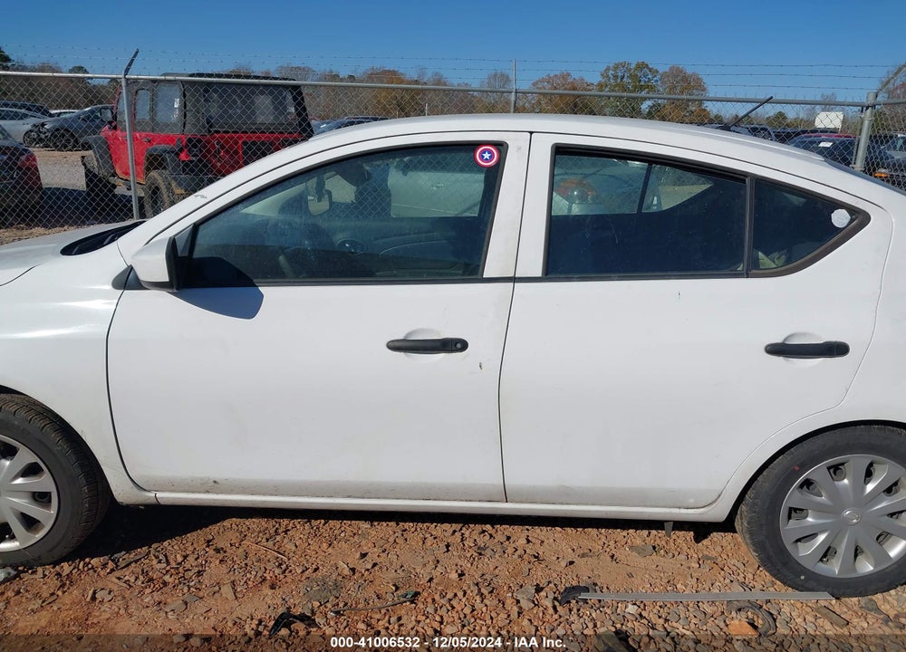 2018 NISSAN VERSA VIN: 3N1CN7AP3JL867161