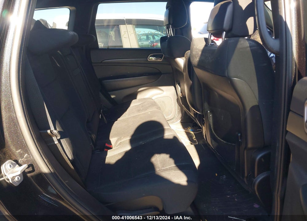 2016 JEEP GRAND CHEROKEE LAREDO VIN: 1C4RJFAG3GC318089