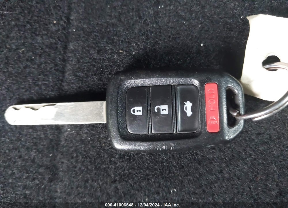 2016 HONDA ACCORD VIN: 1HGCR2F37GA136762