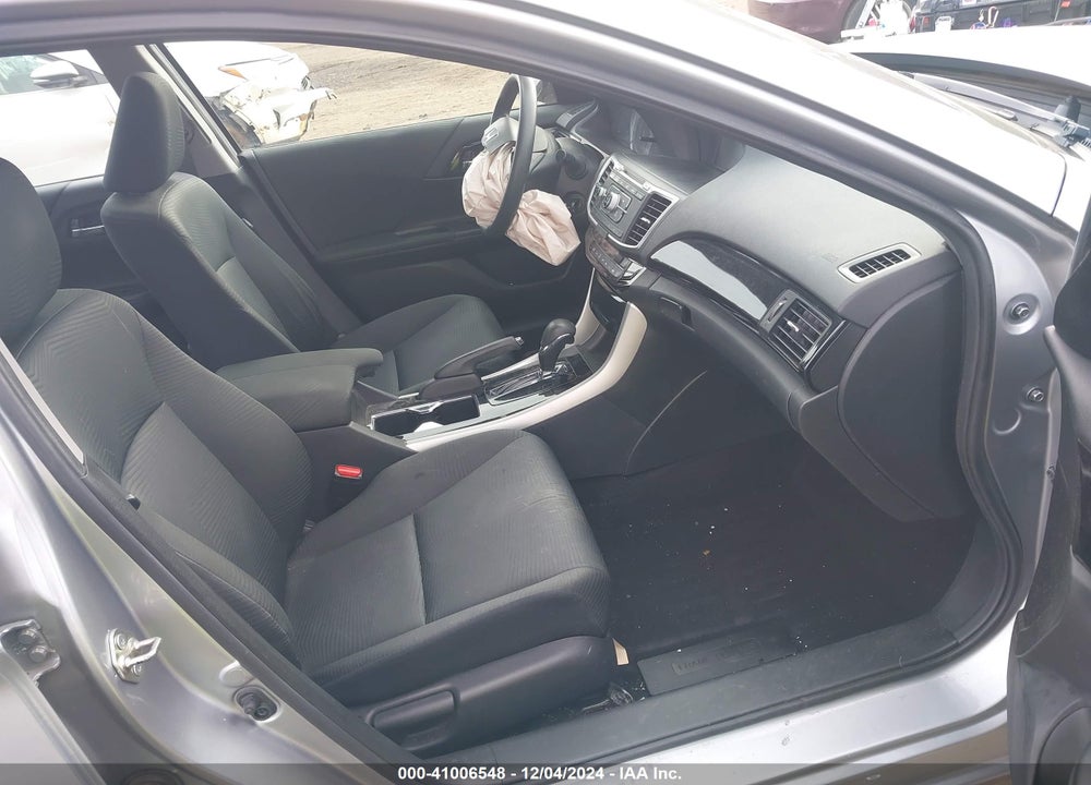 2016 HONDA ACCORD VIN: 1HGCR2F37GA136762