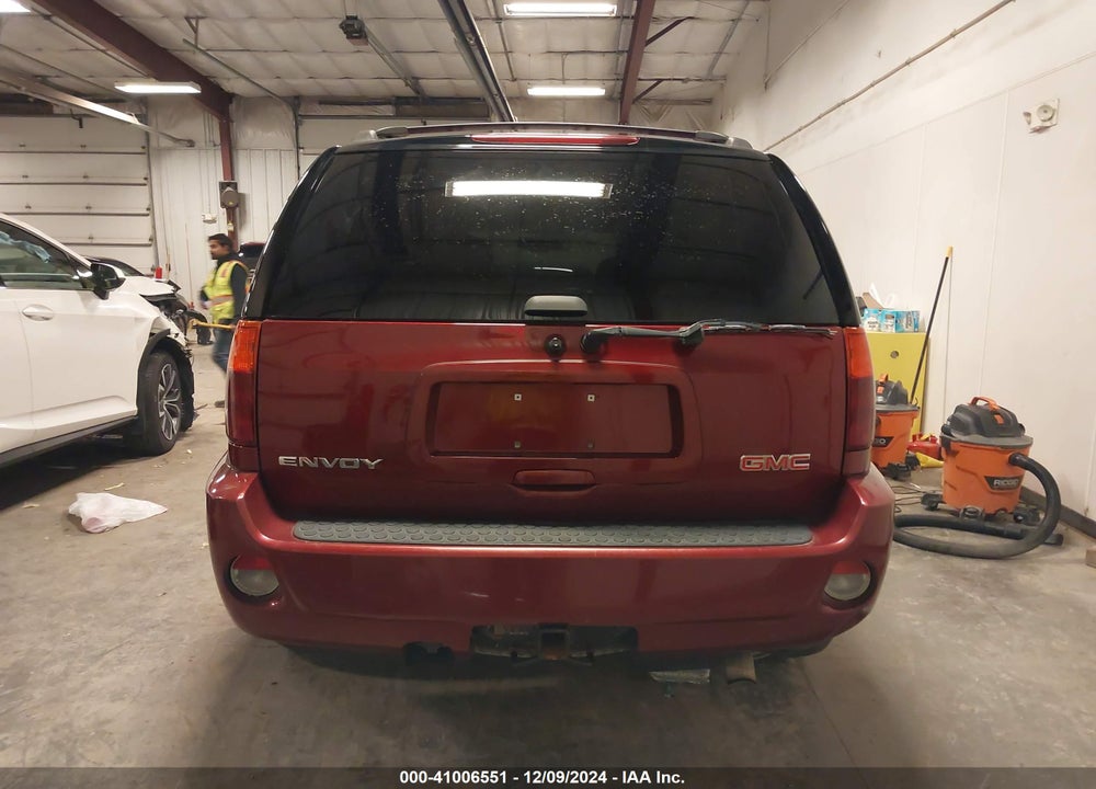 2006 GMC ENVOY DENALI VIN: 1GKET63M062174764