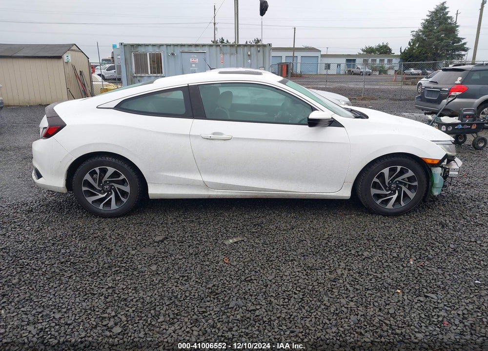 2018 HONDA CIVIC VIN: 2HGFC4B06JH306236