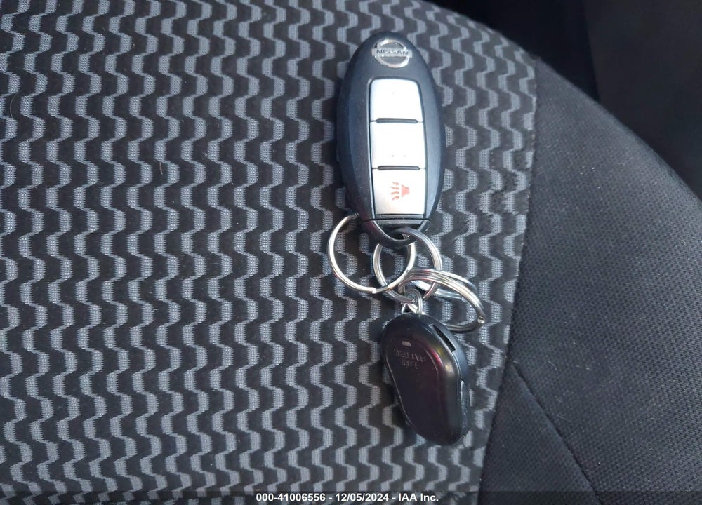 2015 NISSAN JUKE S VIN: JN8AF5MV3FT564811