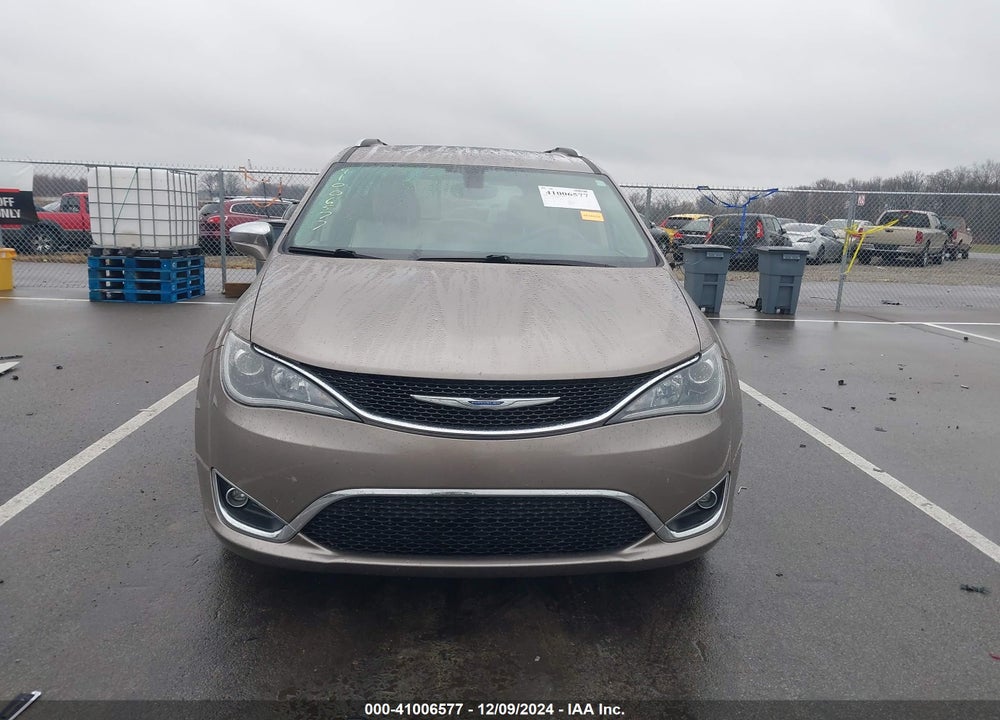 2017 CHRYSLER PACIFICA LIMITED VIN: 2C4RC1GG1HR537422
