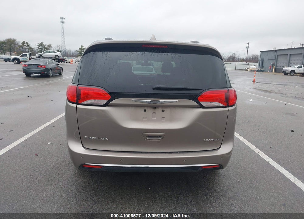 2017 CHRYSLER PACIFICA LIMITED VIN: 2C4RC1GG1HR537422