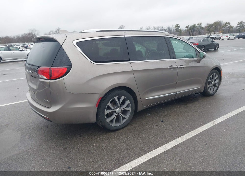 2017 CHRYSLER PACIFICA LIMITED VIN: 2C4RC1GG1HR537422