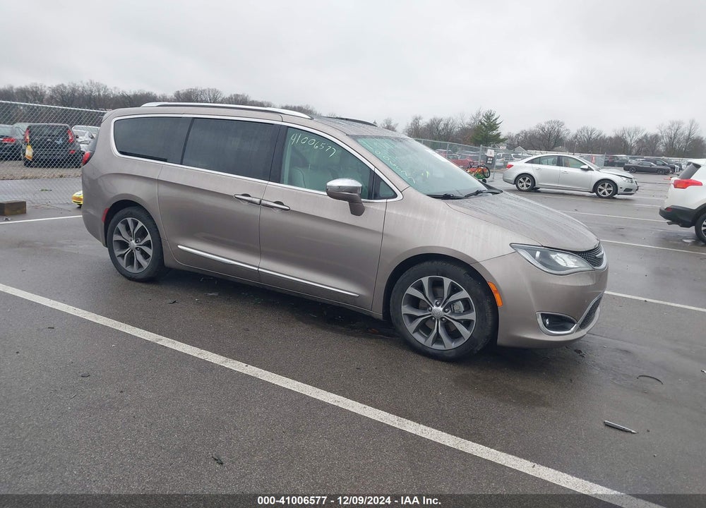 2017 CHRYSLER PACIFICA LIMITED VIN: 2C4RC1GG1HR537422