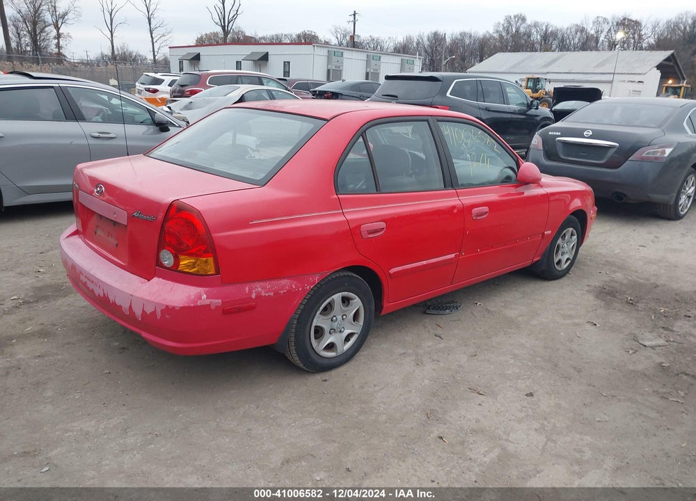 2005 HYUNDAI ACCENT VIN: KMHCG45CX5U614083
