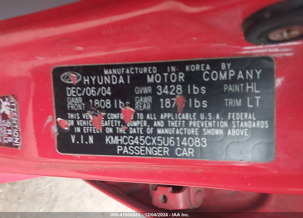 2005 HYUNDAI ACCENT VIN: KMHCG45CX5U614083