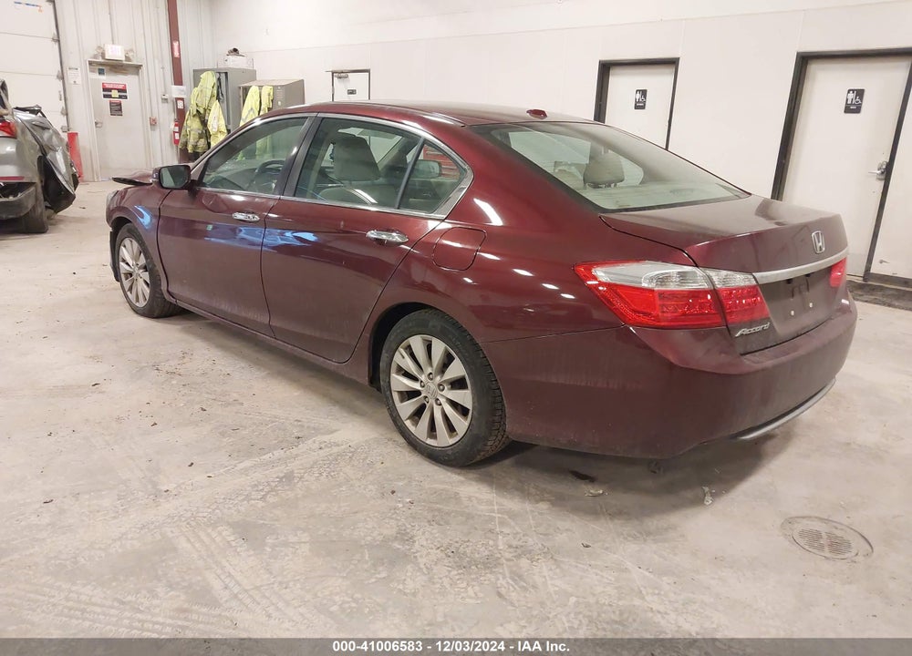 2015 HONDA ACCORD VIN: 1HGCR2F87FA230926