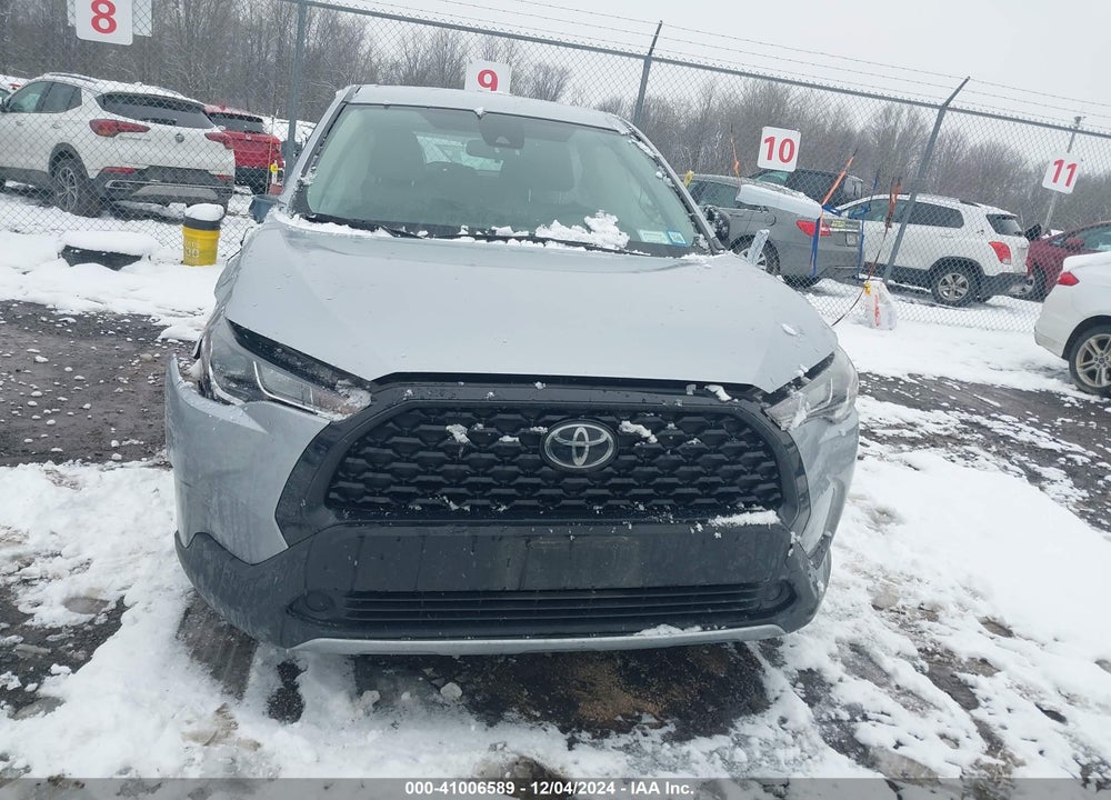 2022 TOYOTA COROLLA CROSS L VIN: 7MUAAABG6NV027618