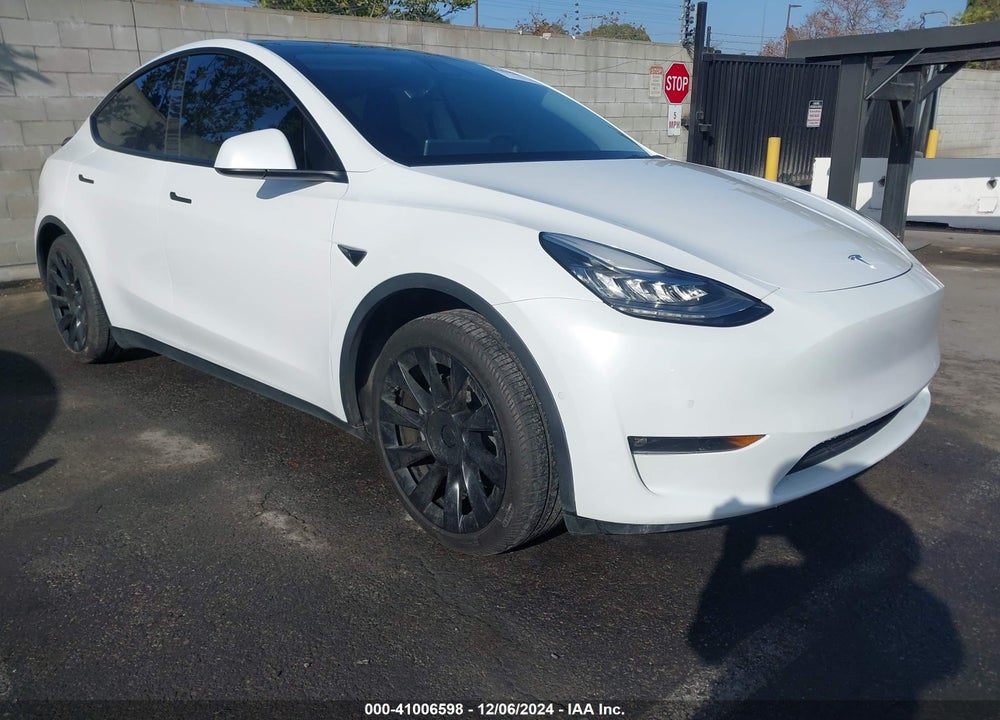 2021 TESLA MODEL Y LONG RANGE DUAL MOTOR ALL-WHEEL DRIVE VIN: 5YJYGDEE8MF152710