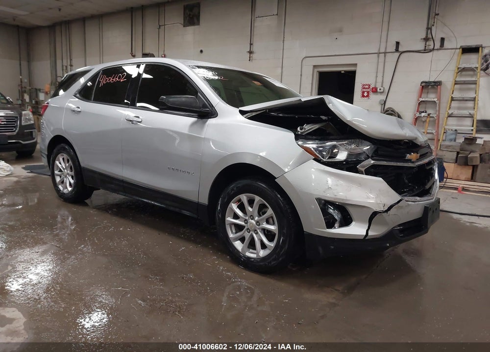 2018 CHEVROLET EQUINOX LS VIN: 3GNAXREV5JL172450