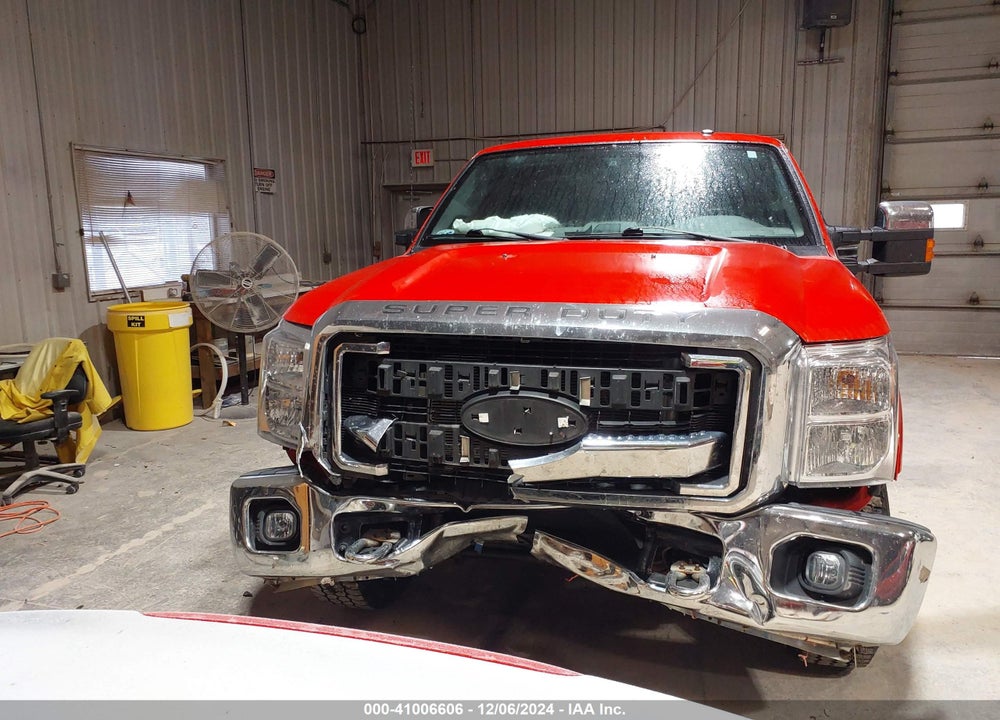 2014 FORD F-250 LARIAT VIN: 1FT7X2B69EEB16900