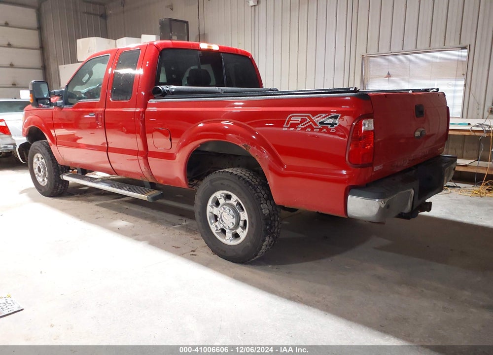 2014 FORD F-250 LARIAT VIN: 1FT7X2B69EEB16900