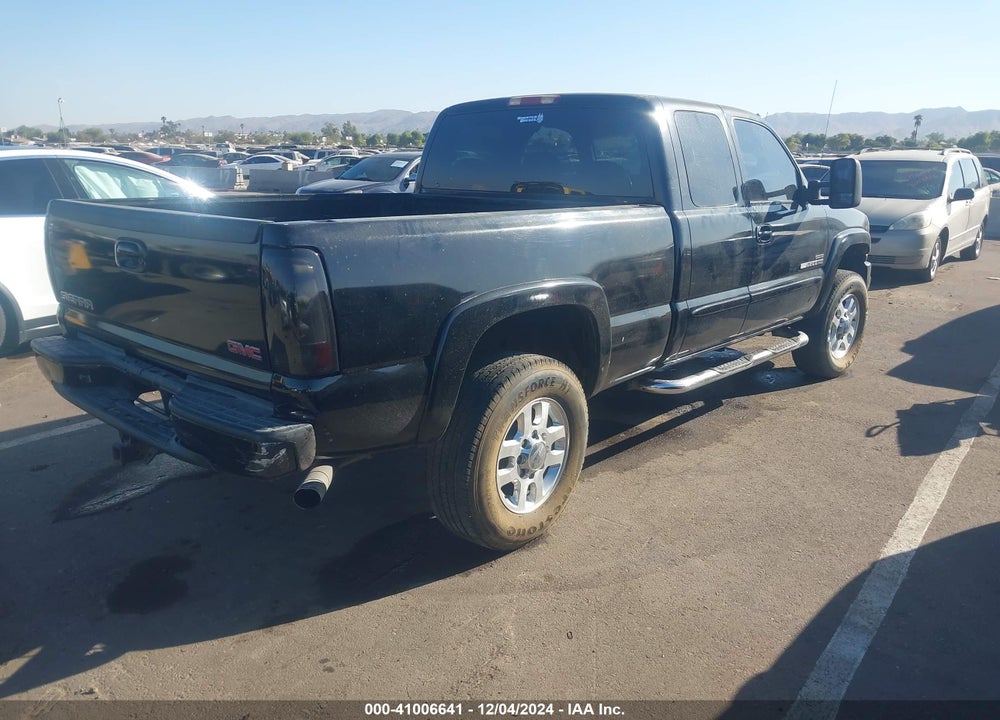 2003 GMC SIERRA 2500HD SLE VIN: 1GTHC29193E128150