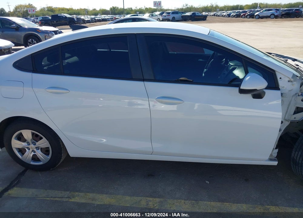 2017 CHEVROLET CRUZE LS AUTO VIN: 1G1BC5SM7H7192638