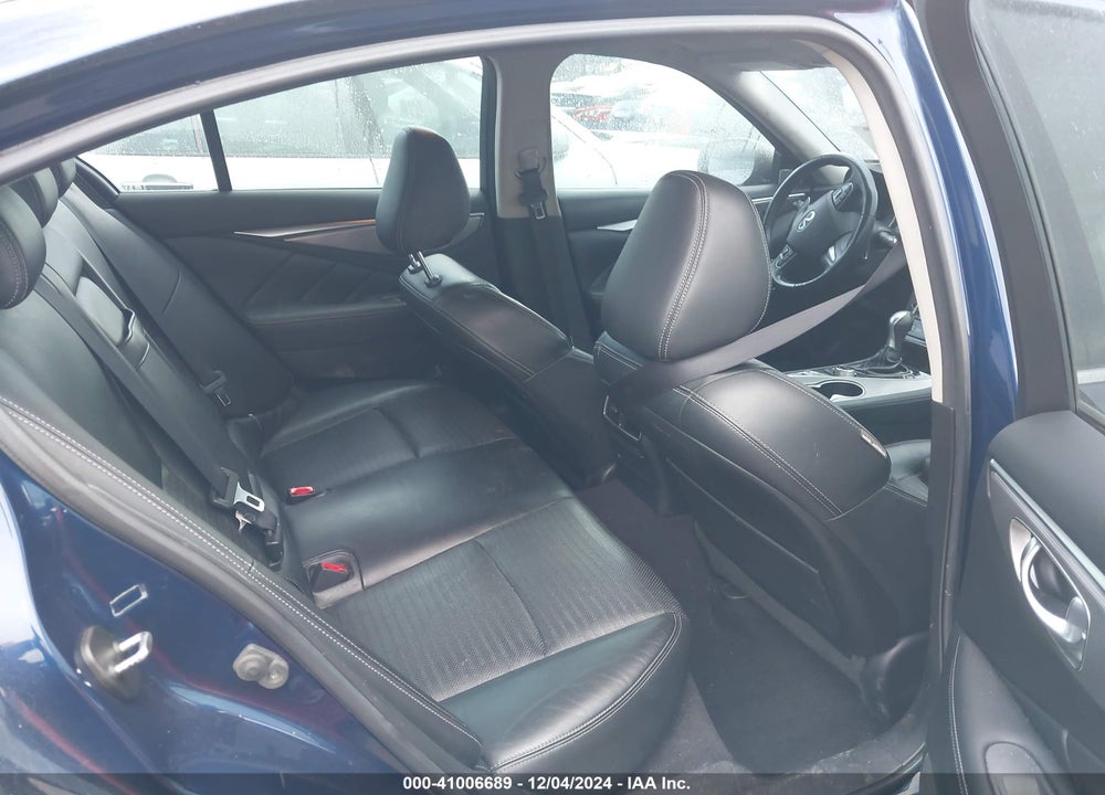2017 INFINITI Q50 VIN: JN1EV7AR1HM840017