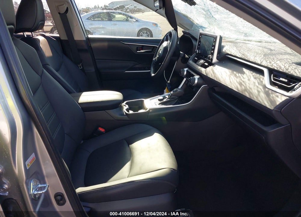 2021 TOYOTA RAV4 HYBRID XLE PREMIUM VIN: 4T3B6RFV8MU062620