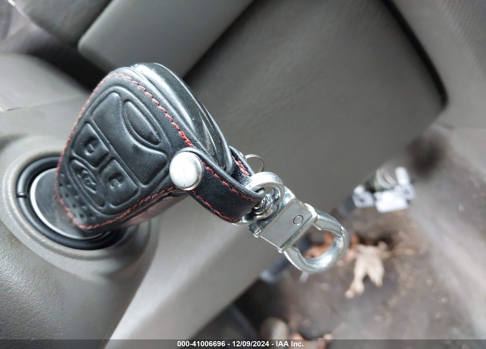 2005 JEEP LIBERTY RENEGADE VIN: 1J4GK38K15W548734