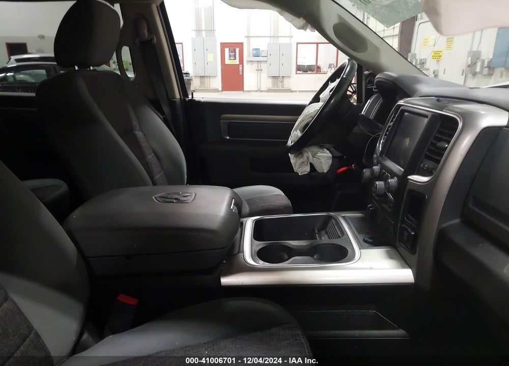 2016 RAM 1500 BIG HORN VIN: 1C6RR7LG5GS398066