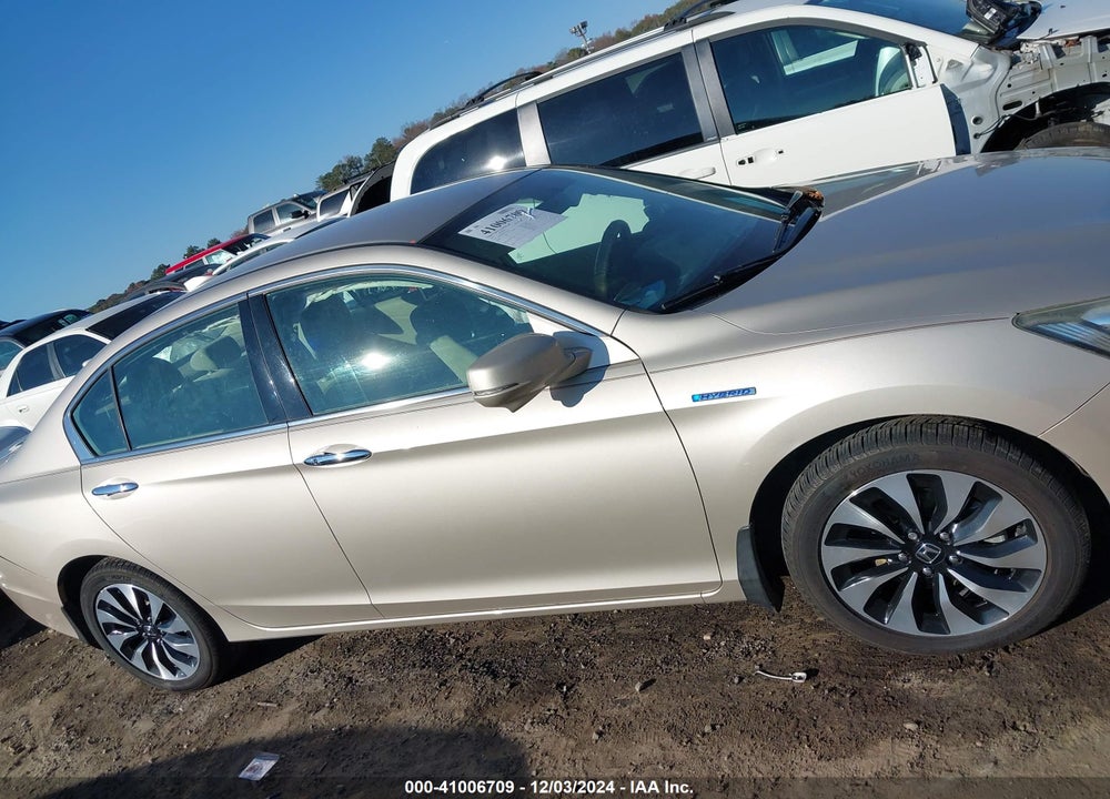 2015 HONDA ACCORD HYBRID VIN: 1HGCR6F38FA005944