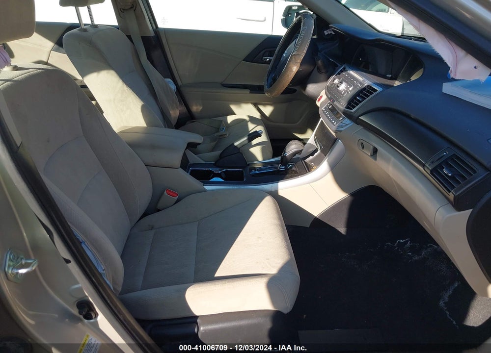 2015 HONDA ACCORD HYBRID VIN: 1HGCR6F38FA005944