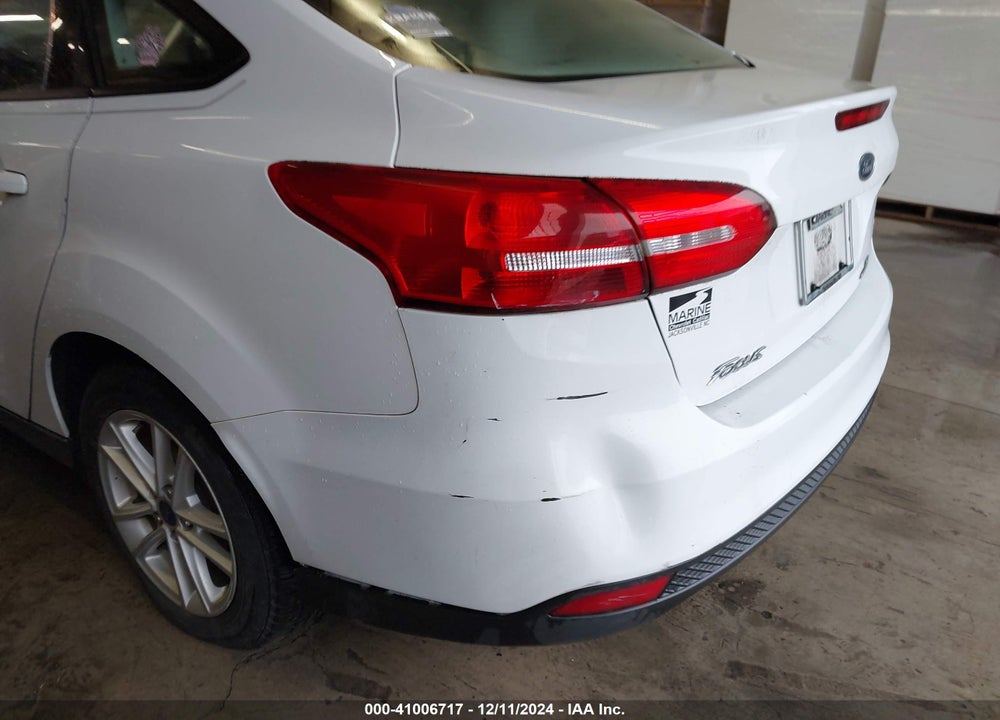2016 FORD FOCUS SE VIN: 1FADP3F25GL323675