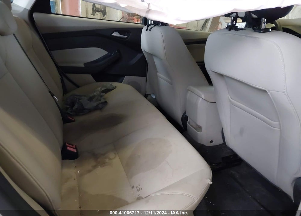 2016 FORD FOCUS SE VIN: 1FADP3F25GL323675