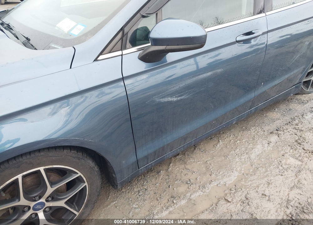 2018 FORD FUSION SE VIN: 3FA6P0HD4JR157308