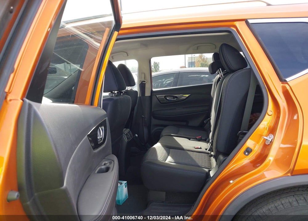 2017 NISSAN ROGUE SV VIN: JN8AT2MT3HW134199