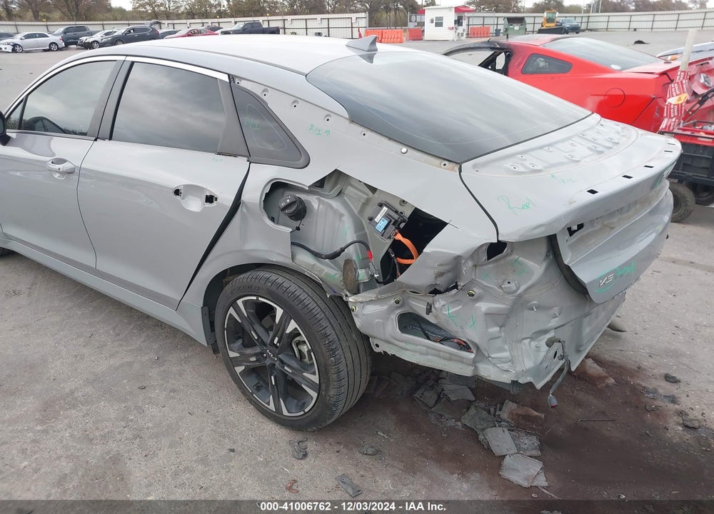 2024 KIA K5 VIN: 5XXG64J26RG241125