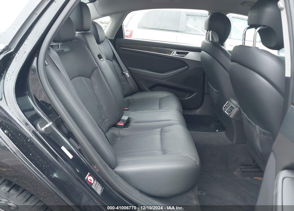 2015 HYUNDAI GENESIS 3.8 VIN: KMHGN4JE9FU088867
