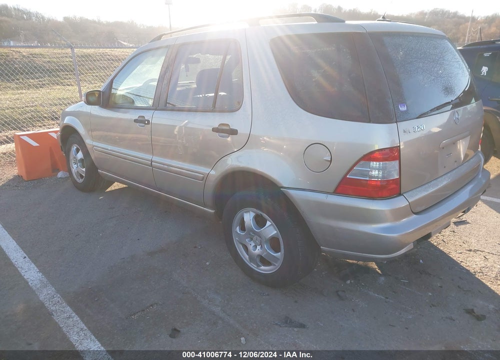 2002 MERCEDES-BENZ ML 320 VIN: 4JGAB54E72A299240
