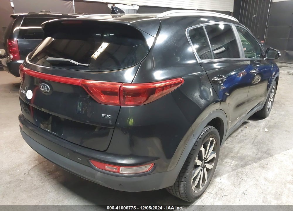 2017 KIA SPORTAGE EX VIN: KNDPNCAC5H7272735