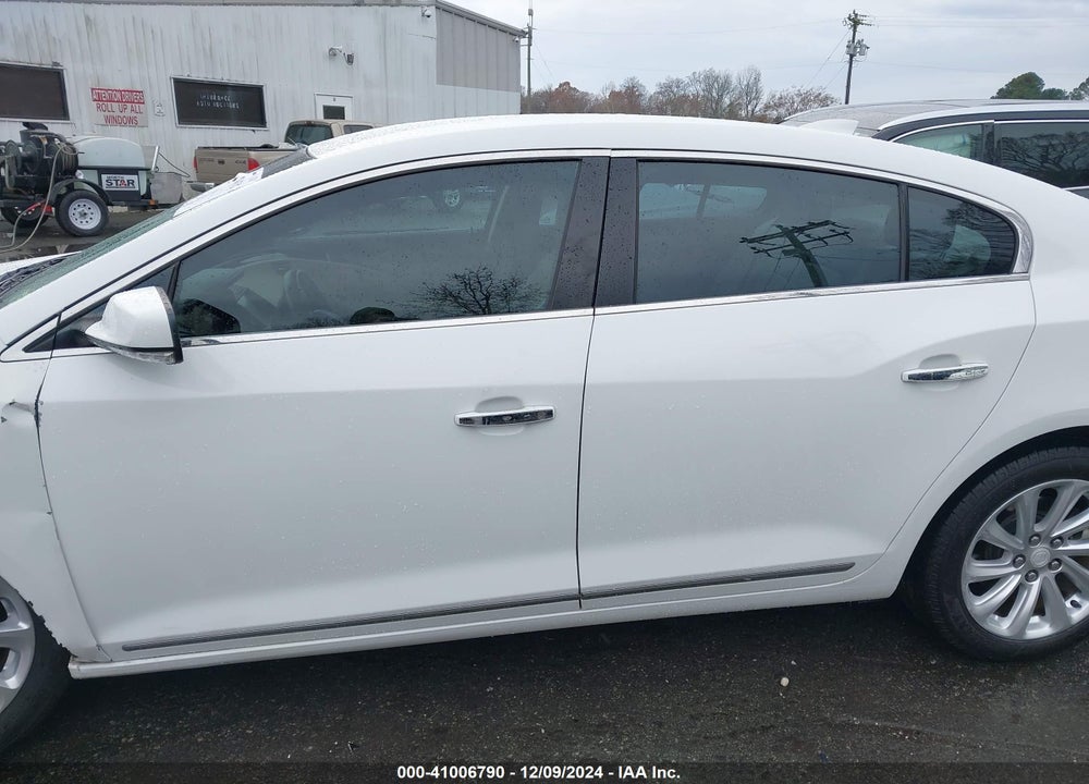 2015 BUICK LACROSSE VIN: 1G4GB5G3XFF247923