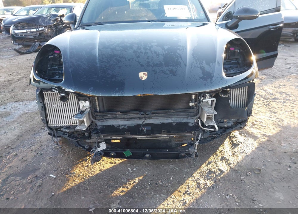 2017 PORSCHE MACAN S VIN: WP1AB2A53HLB12109