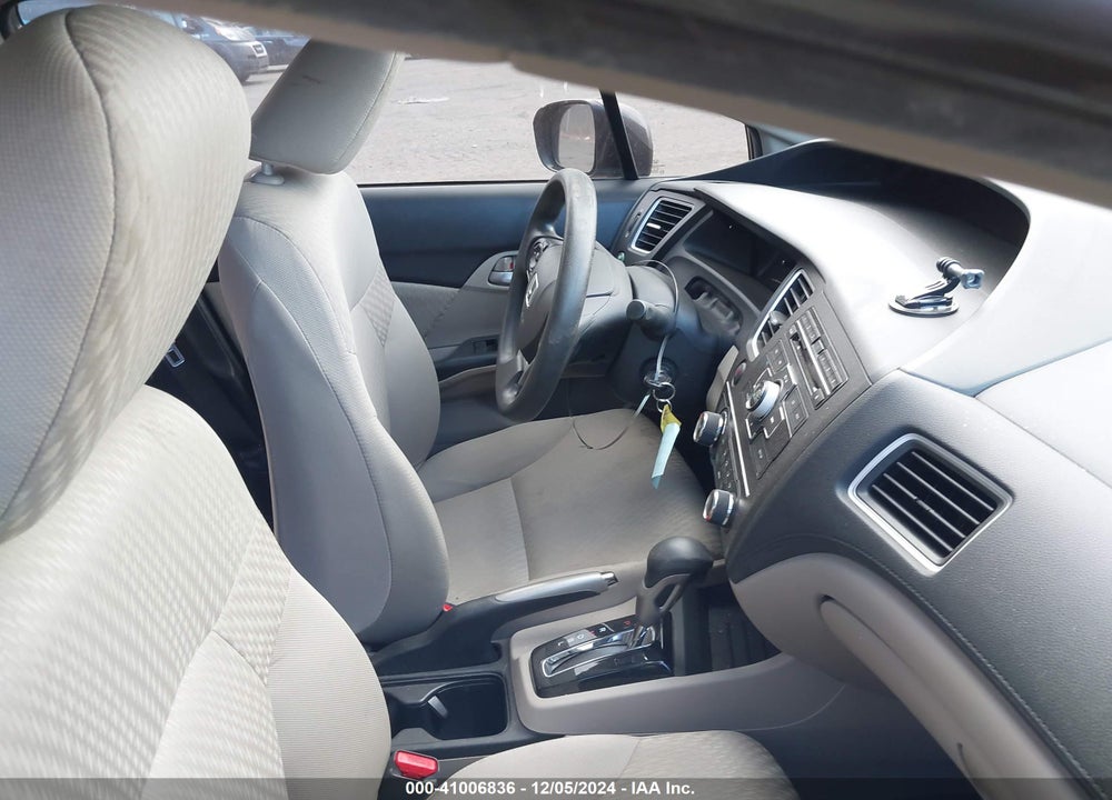 2014 HONDA CIVIC VIN: 2HGFB2F58EH559027