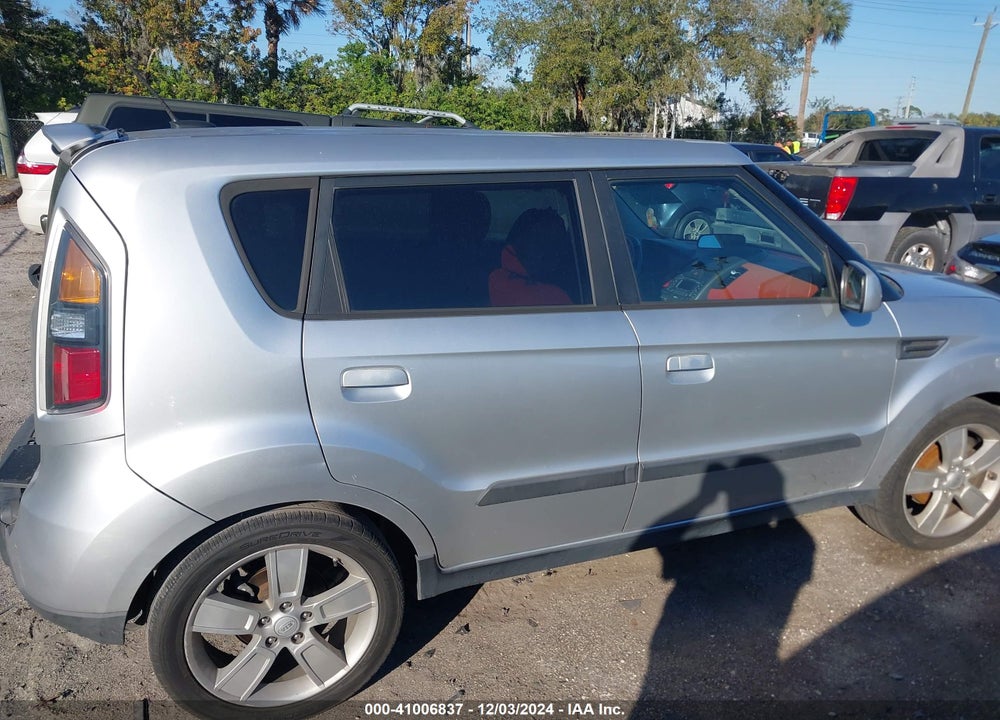 2010 KIA SOUL SPORT VIN: KNDJT2A24A7052652