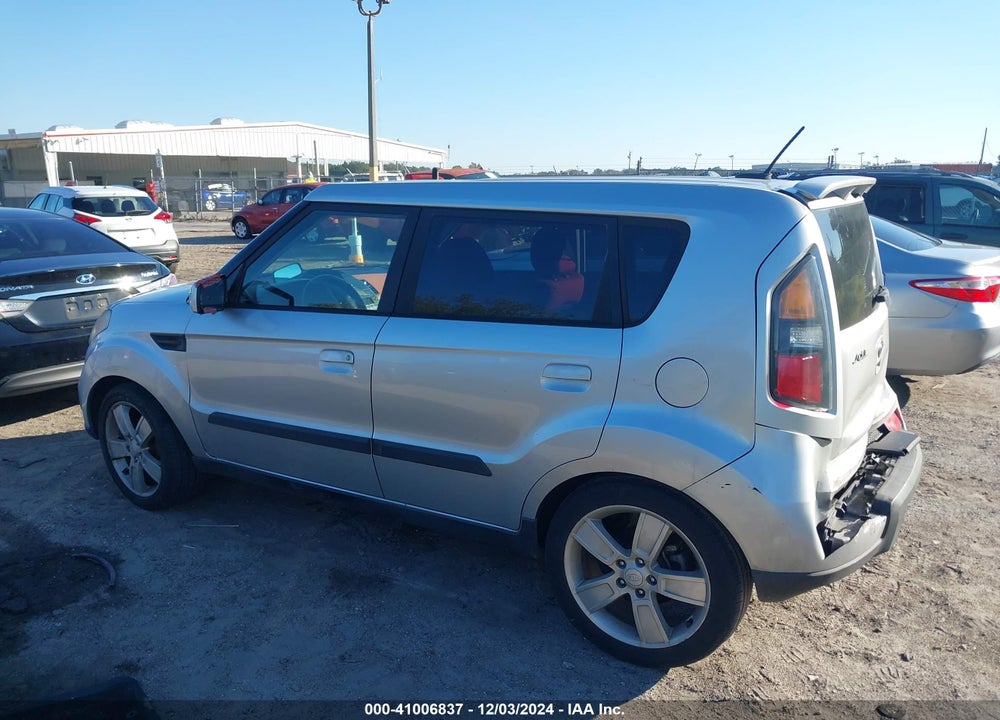 2010 KIA SOUL SPORT VIN: KNDJT2A24A7052652