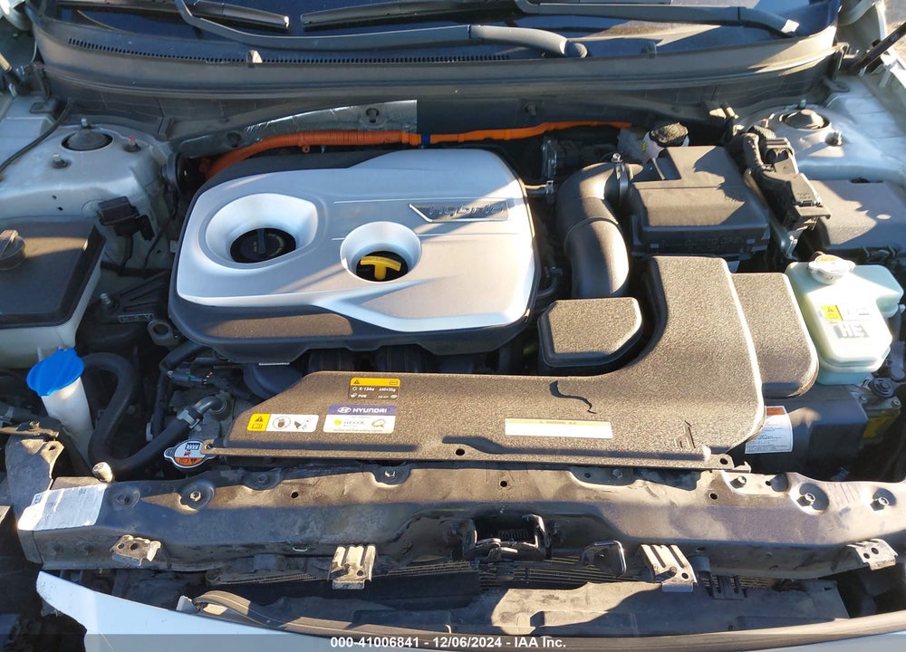 2017 HYUNDAI SONATA HYBRID VIN: KMHE34L11HA060251