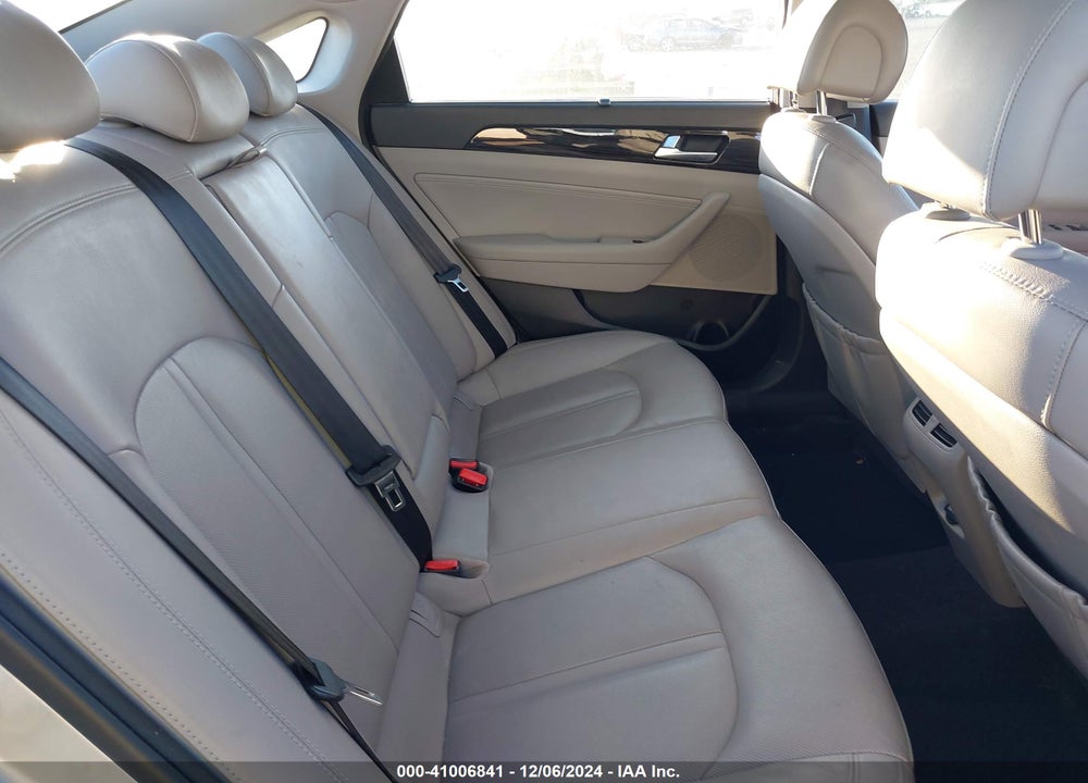 2017 HYUNDAI SONATA HYBRID VIN: KMHE34L11HA060251