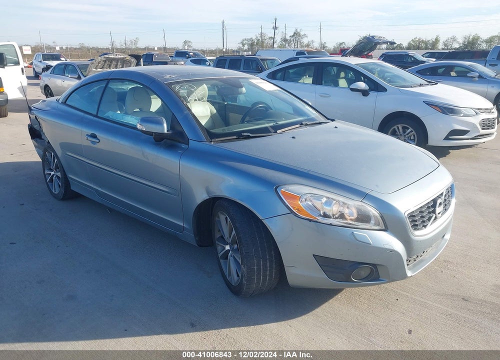 2011 VOLVO C70 T5 VIN: YV1672MC1BJ114666