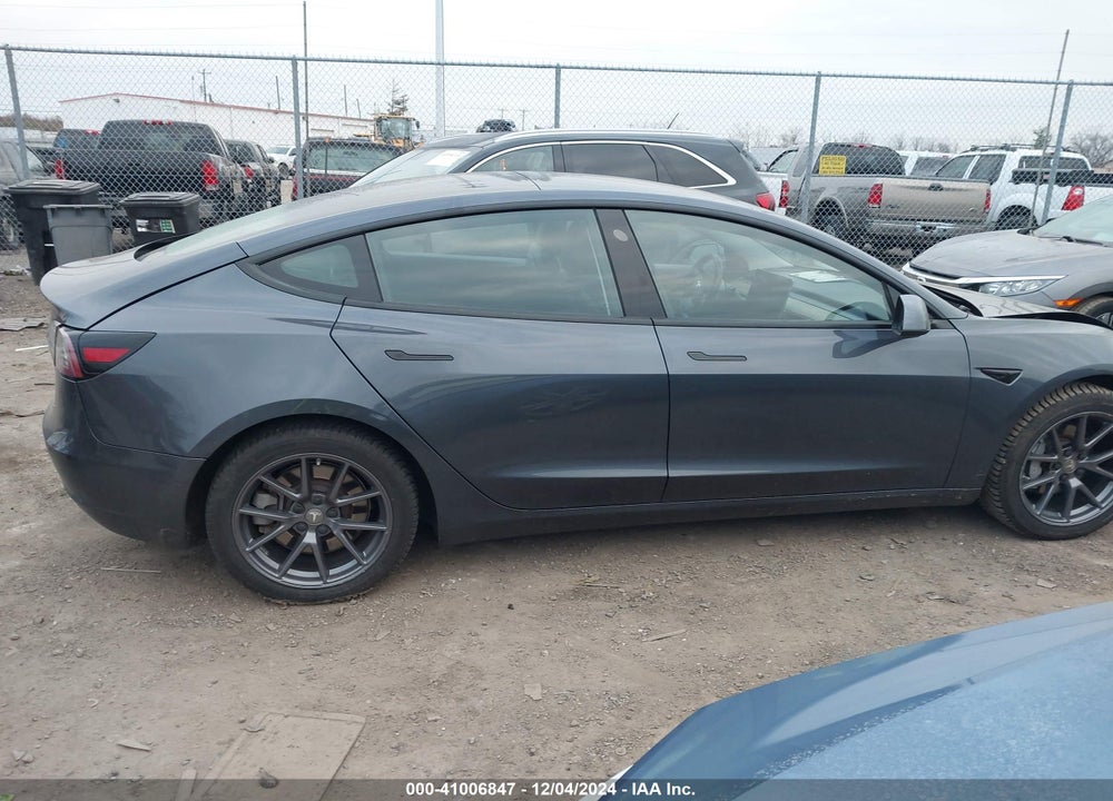 2021 TESLA MODEL 3 STANDARD RANGE PLUS REAR-WHEEL DRIVE VIN: 5YJ3E1EA9MF850951