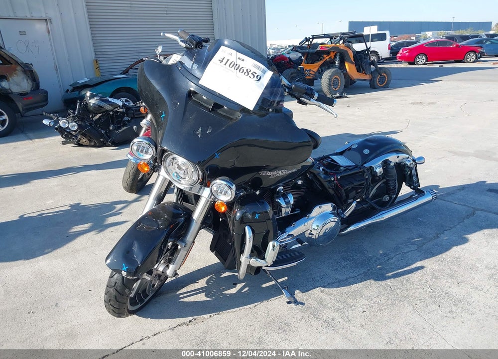 2017 HARLEY-DAVIDSON FLHX STREET GLIDE VIN: 1HD1KBC36HB638574