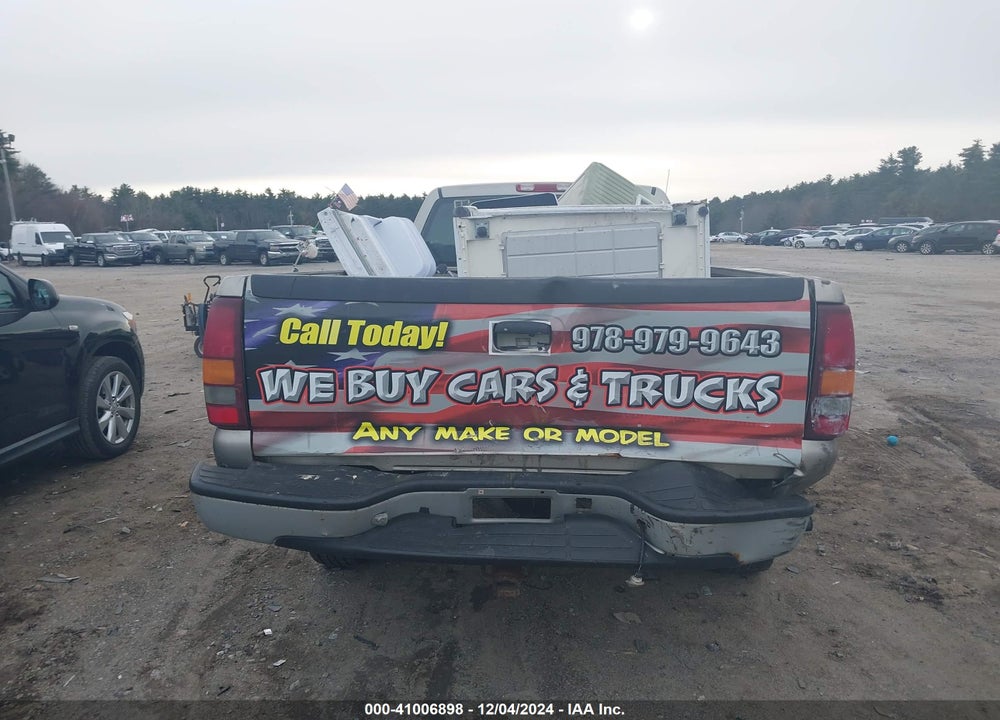 2002 CHEVROLET SILVERADO 1500 VIN: 1GCEK14V12Z111201