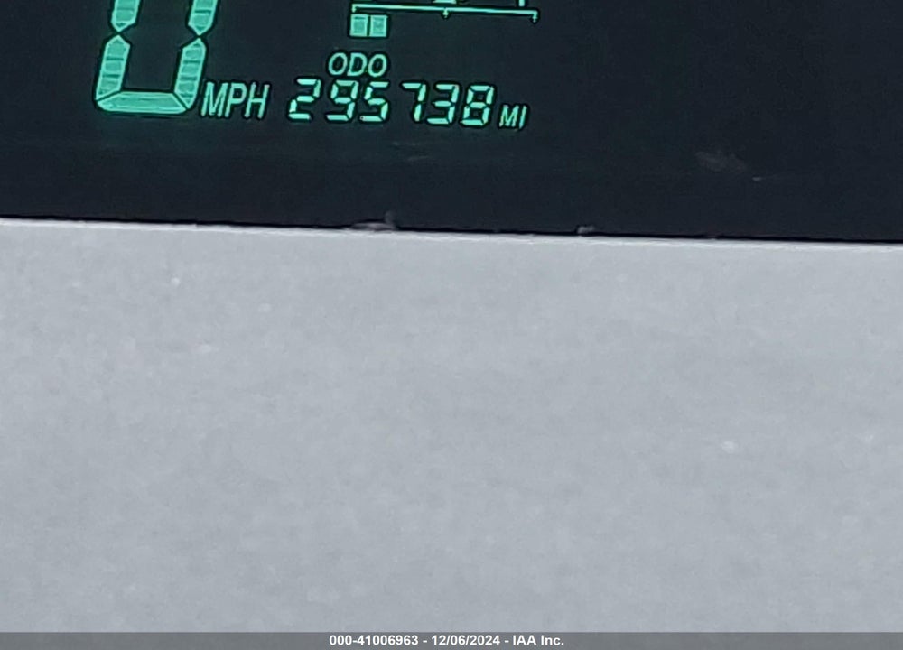 2008 TOYOTA PRIUS VIN: JTDKB20U287812744